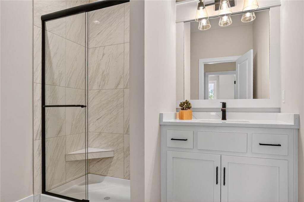 11562 South Olathe Vw Road Olathe, KS 66061 - Photo 23 of 32