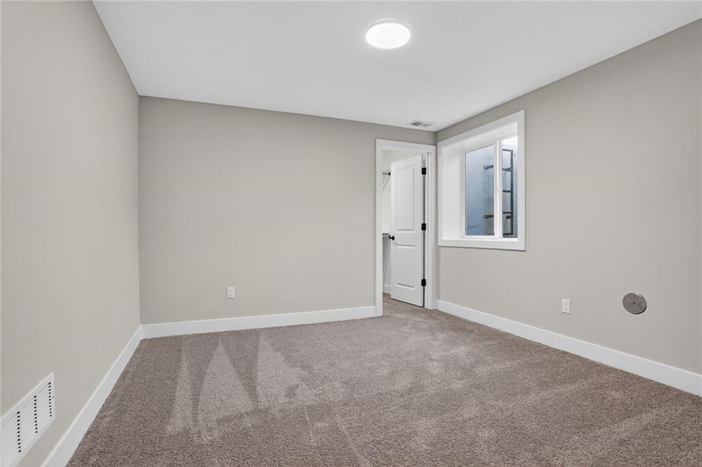 11562 South Olathe Vw Road Olathe, KS 66061 - Photo 30 of 32