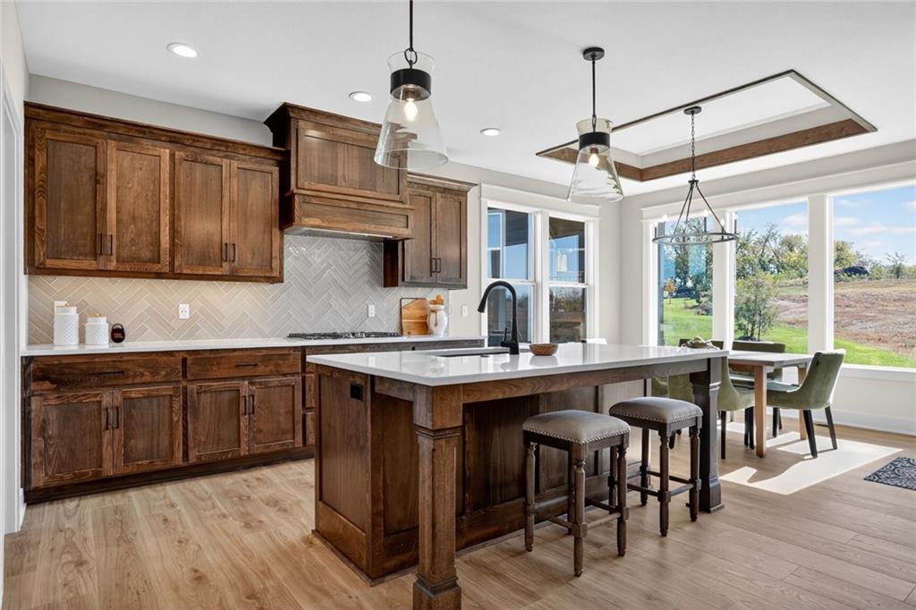 11562 South Olathe Vw Road Olathe, KS 66061 - Photo 10 of 32