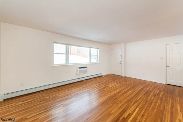 $2,400 | 2467 Highway 10, Unit 5A, Morris Plains, NJ 07950