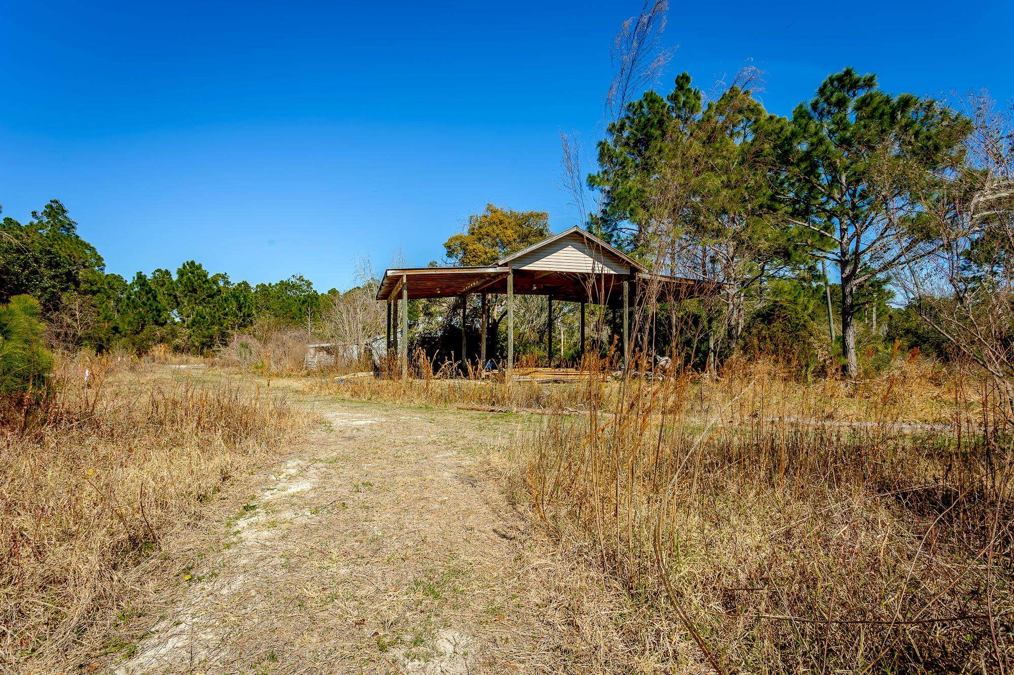 138 Woodill Road Carrabelle, FL 32322 - Photo 6 of 12