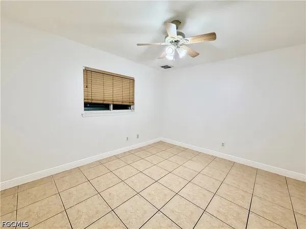 $1,500 | 527 Northeast 24th Place, Cape Coral, FL 33909