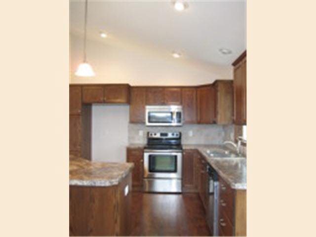 3801 46 Avenue Northwest Rochester, MN 55901 - Photo 11 of 22