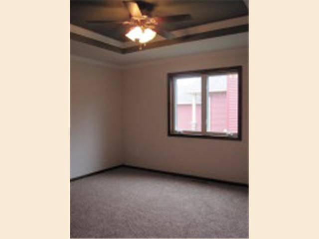 3801 46 Avenue Northwest Rochester, MN 55901 - Photo 17 of 22