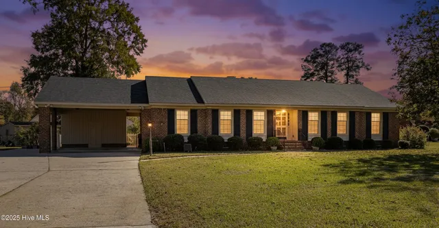 $250,000 | 3002 Johnson Street, Kinston, NC 28504