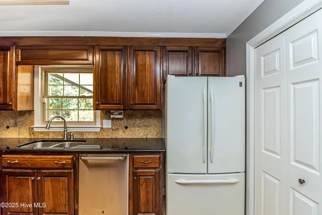 $250,000 | 3002 Johnson Street, Kinston, NC 28504