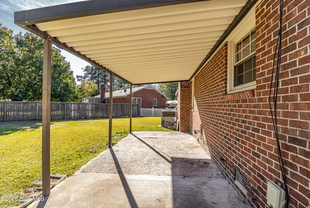 $250,000 | 3002 Johnson Street, Kinston, NC 28504