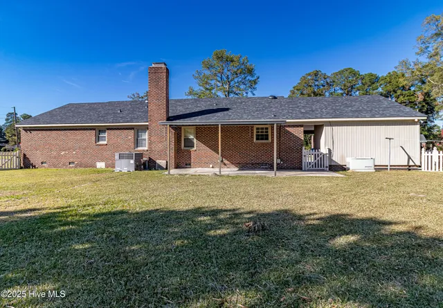 $250,000 | 3002 Johnson Street, Kinston, NC 28504