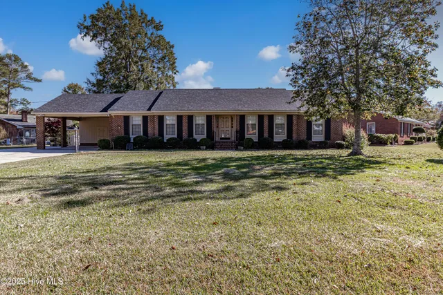 $250,000 | 3002 Johnson Street, Kinston, NC 28504