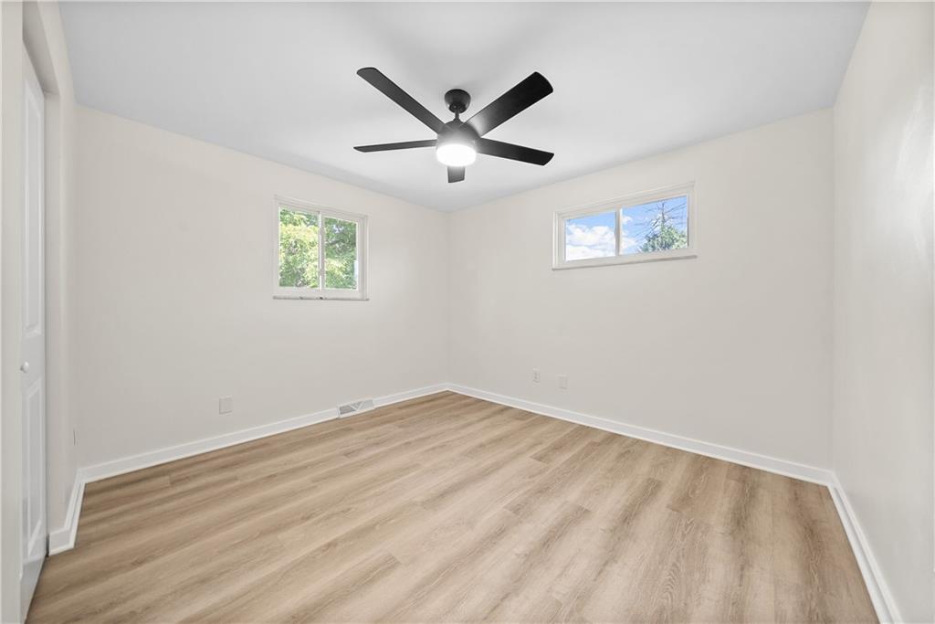 335 Eighmy Road Pittsburgh, PA 15239 - Photo 26 of 49 Gallery Image 26