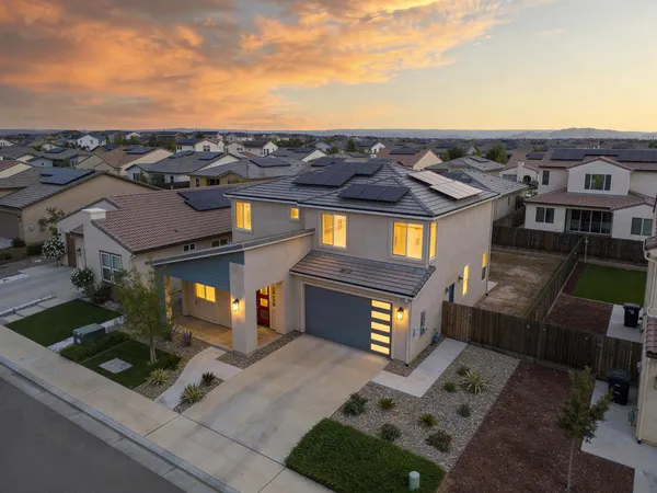 $549,000 | 503 Cathedral Court, Madera, CA 93636
