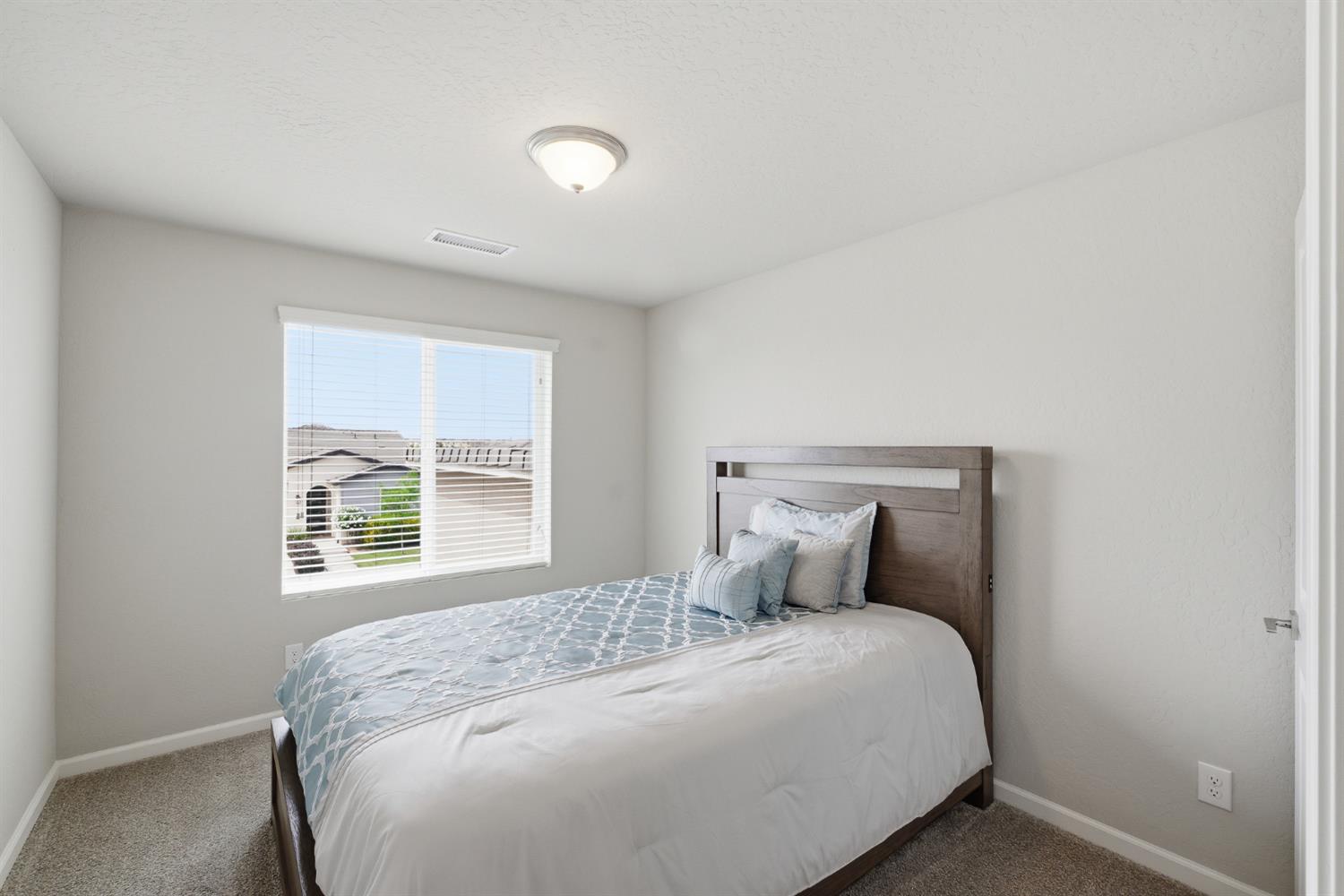 503 Cathedral Court Madera, CA 93636 - Photo 27 of 56