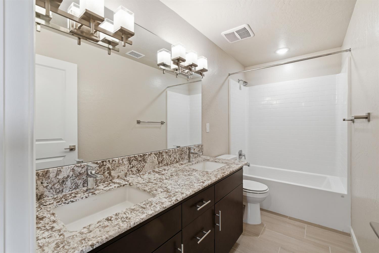 503 Cathedral Court Madera, CA 93636 - Photo 29 of 56