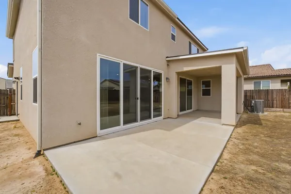 $549,000 | 503 Cathedral Court, Madera, CA 93636