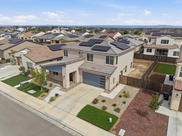 $549,000 | 503 Cathedral Court, Madera, CA 93636