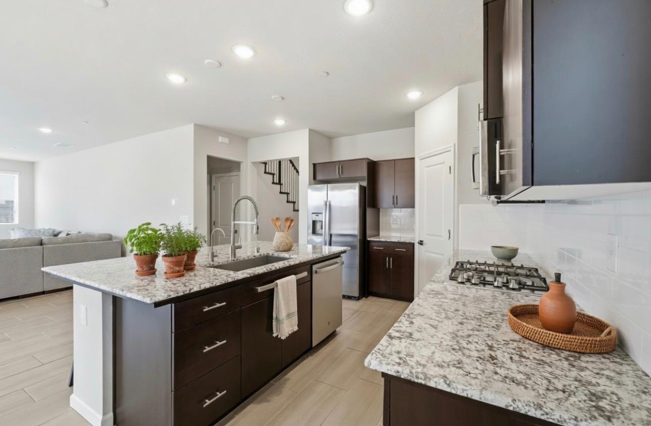 503 Cathedral Court Madera, CA 93636 - Photo 9 of 56 Digitally Altered