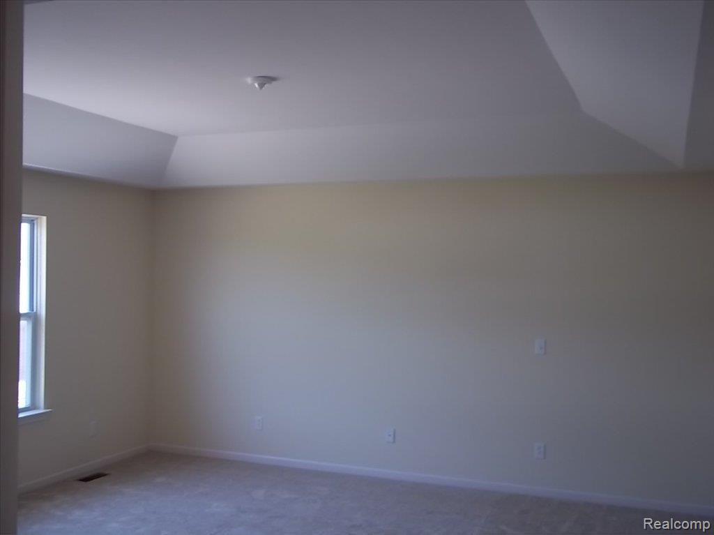 3679 Hogan Circle Rochester, MI 48307 - Photo 11 of 15 100_0210