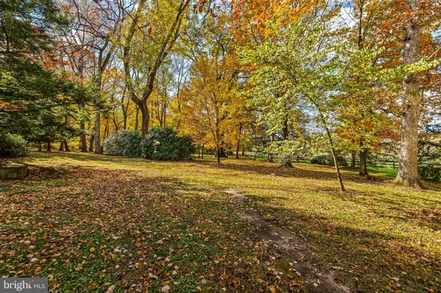 $1,200,000 | 32 Caveswood Lane, Owings Mills, MD 21117