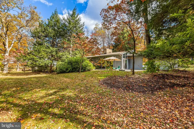 $1,200,000 | 32 Caveswood Lane, Owings Mills, MD 21117