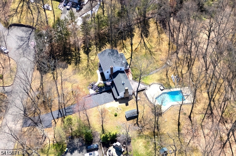 54 Robin Glen Road Watchung, NJ 07069 - Photo 40 of 42