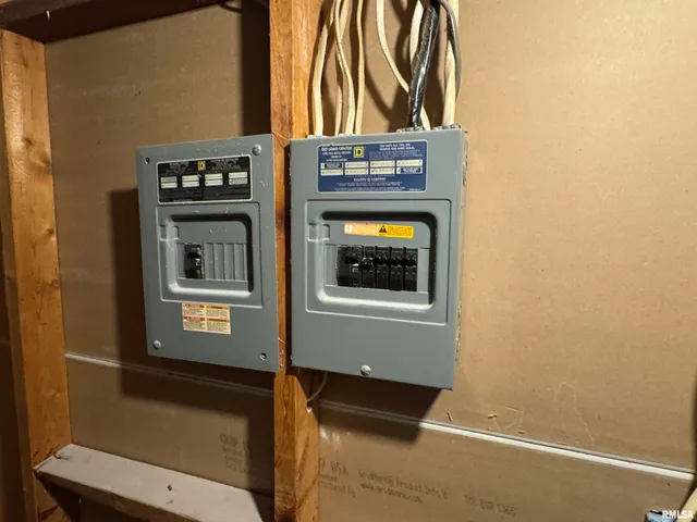 $175,000 | 901 West Forrest Hill Avenue, Peoria, IL 61604