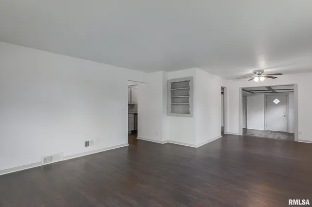 $175,000 | 901 West Forrest Hill Avenue, Peoria, IL 61604