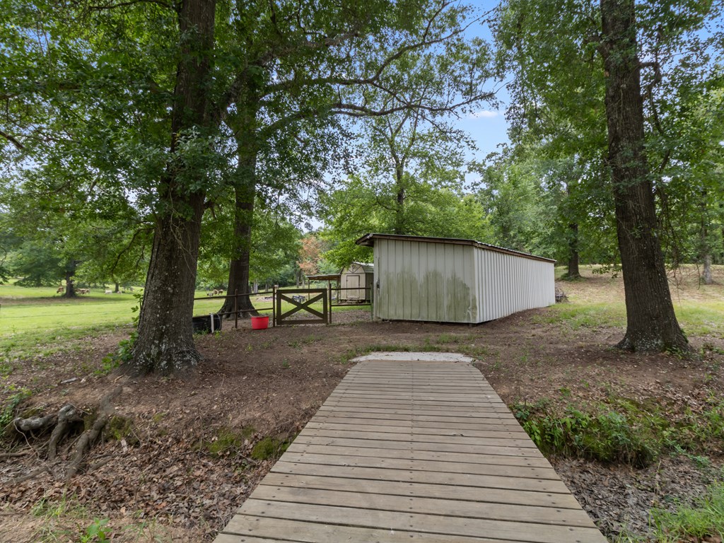 380 An County Road Palestine, TX 75803 - Photo 55 of 62