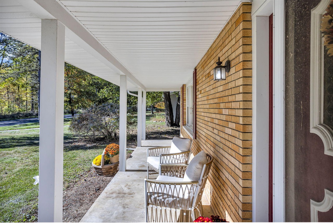 1678 West Kimmel Road Jackson, MI 49201 - Photo 2 of 60