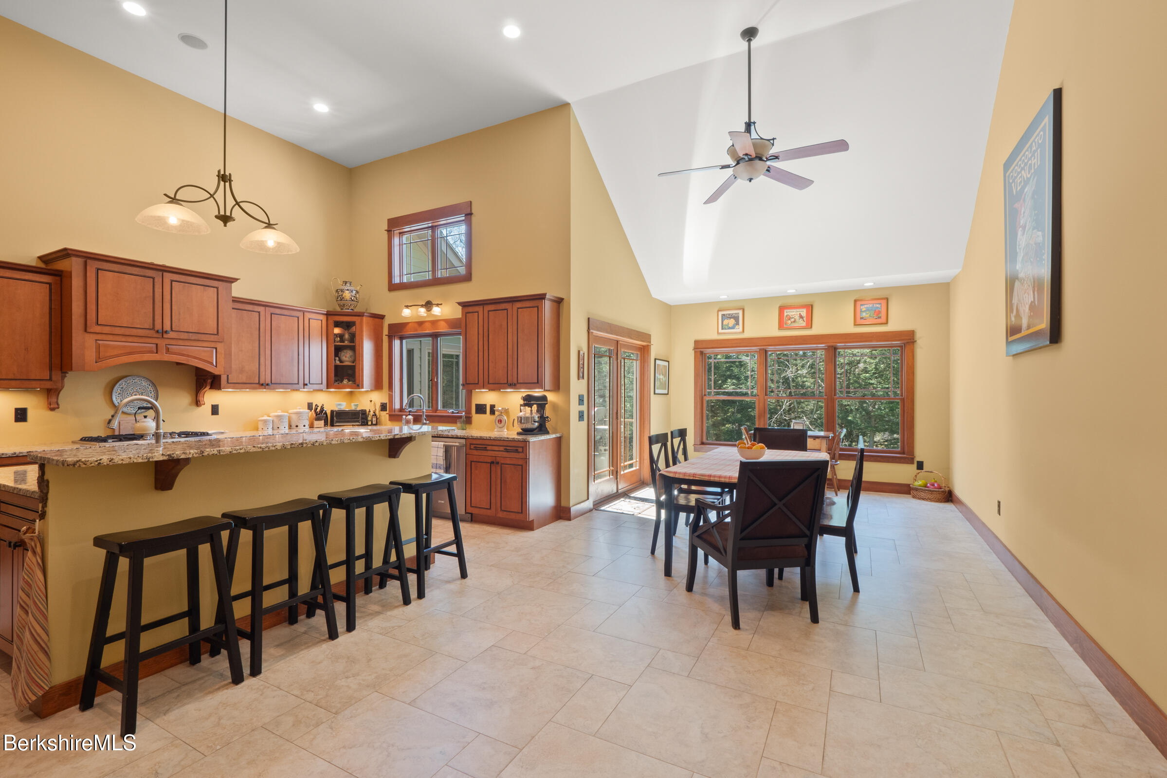 7 Perry Road Sandisfield, MA 01255 - Photo 9 of 53 26