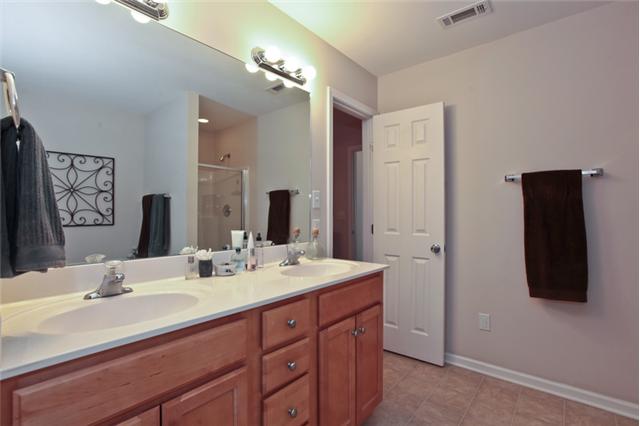 1333 Chapmans Retreat Drive Spring Hill, TN 37174 - Photo 15 of 19