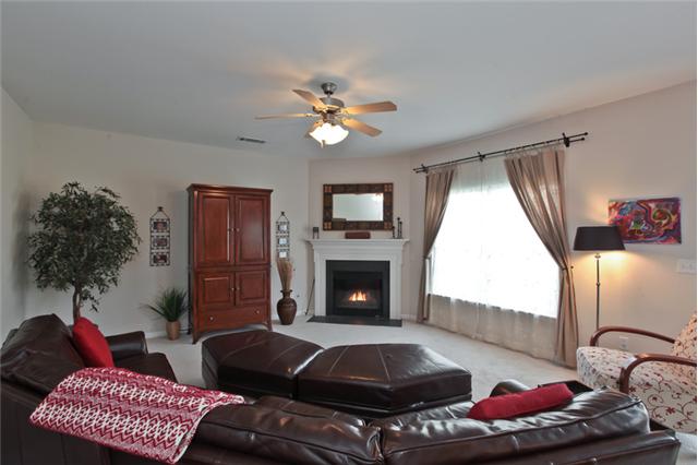 1333 Chapmans Retreat Drive Spring Hill, TN 37174 - Photo 6 of 19