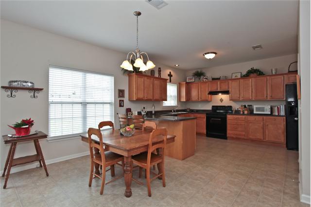 1333 Chapmans Retreat Drive Spring Hill, TN 37174 - Photo 8 of 19