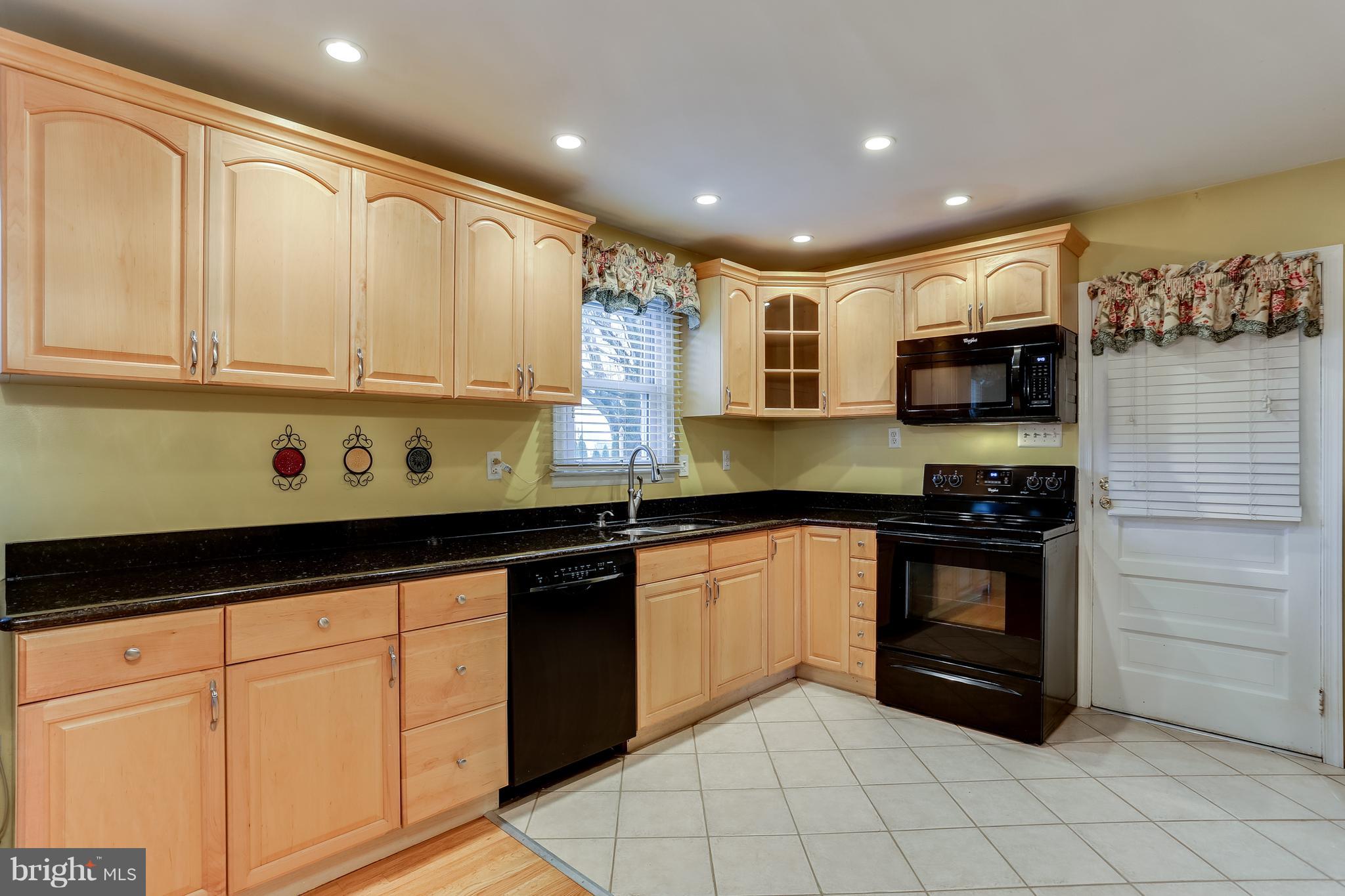 2100 Bethel Road Finksburg, MD 21048 - Photo 4 of 36 Kitchen w/ Granite Counters & Recessed Lighting