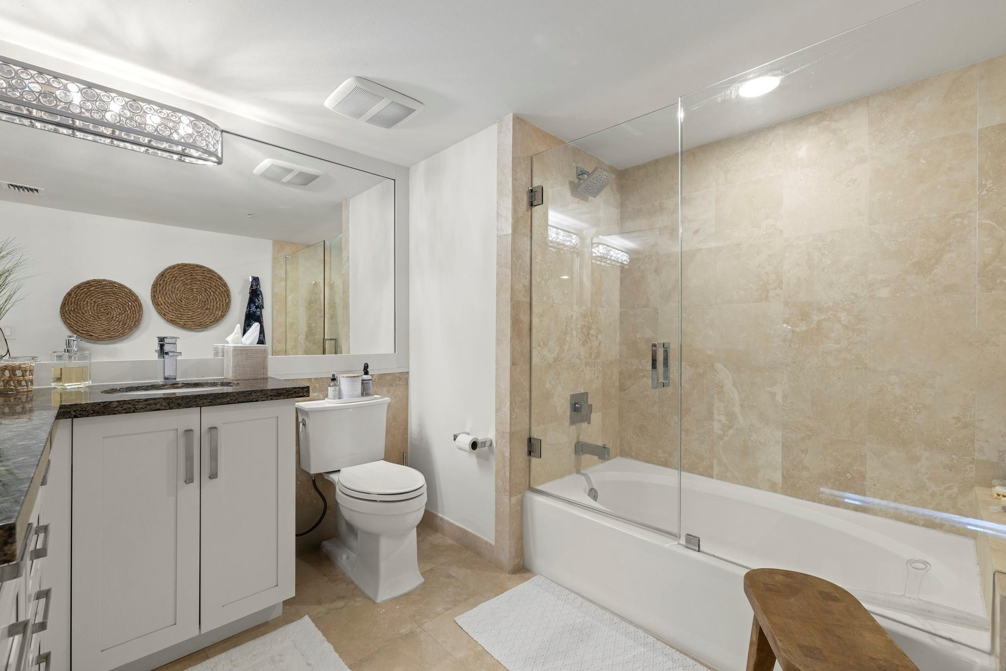 99 Southeast Mizner Boulevard, Unit 403 Boca Raton, FL 33432 - Photo 13 of 28 Photo 13