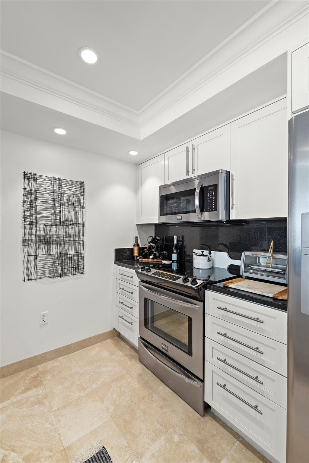 99 Southeast Mizner Boulevard, Unit 403 Boca Raton, FL 33432 - Photo 9 of 28 Photo 9