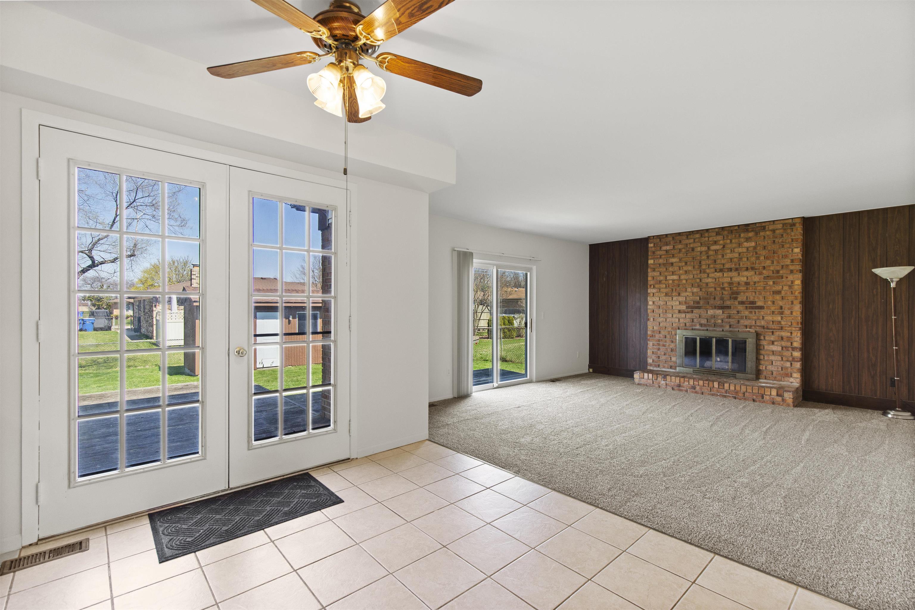 14155 Martin Road Warren, MI 48088 - Photo 15 of 40 50172230-60027d3f-d86a-4044-8007-fb7c57a03cec.JPG