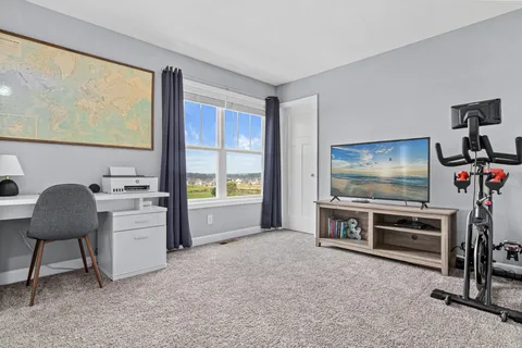 $410,000 | 7538 38th Street North, Oakdale, MN 55128