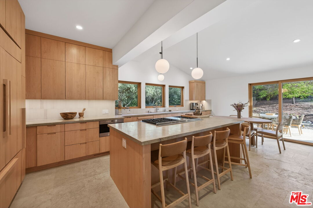 11400 Topa Vista Road Santa Paula, CA 93060 - Photo 15 of 42