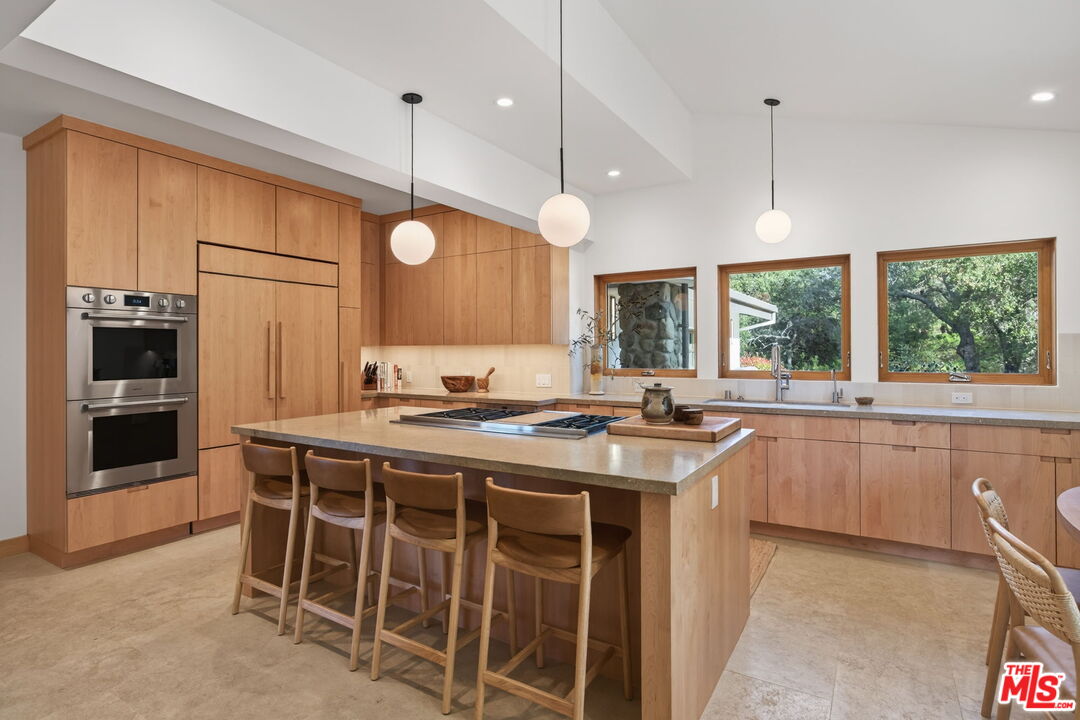 11400 Topa Vista Road Santa Paula, CA 93060 - Photo 5 of 42