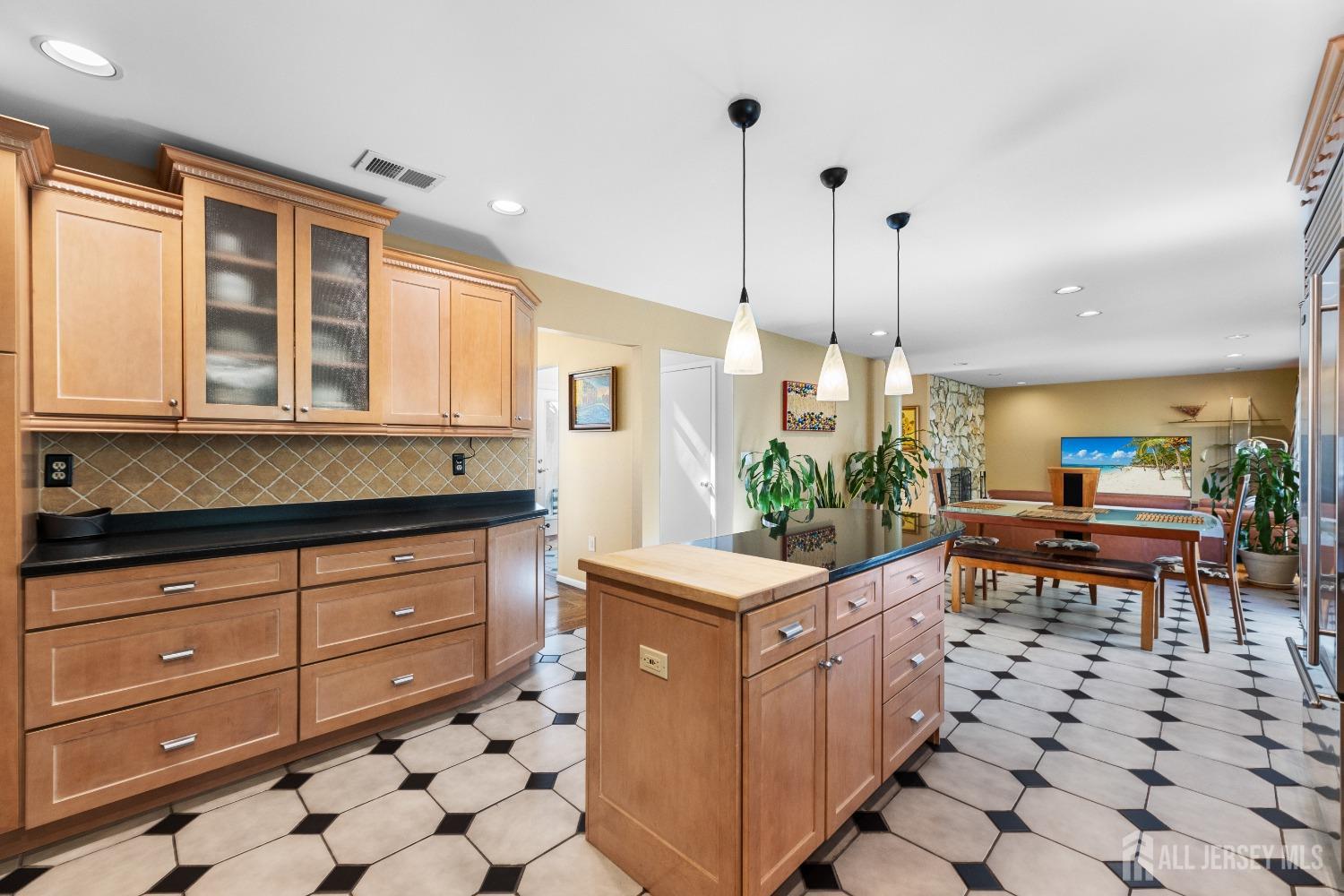 1 Cherokee Road East Brunswick, NJ 08816 - Photo 23 of 66 Gallery Image 23