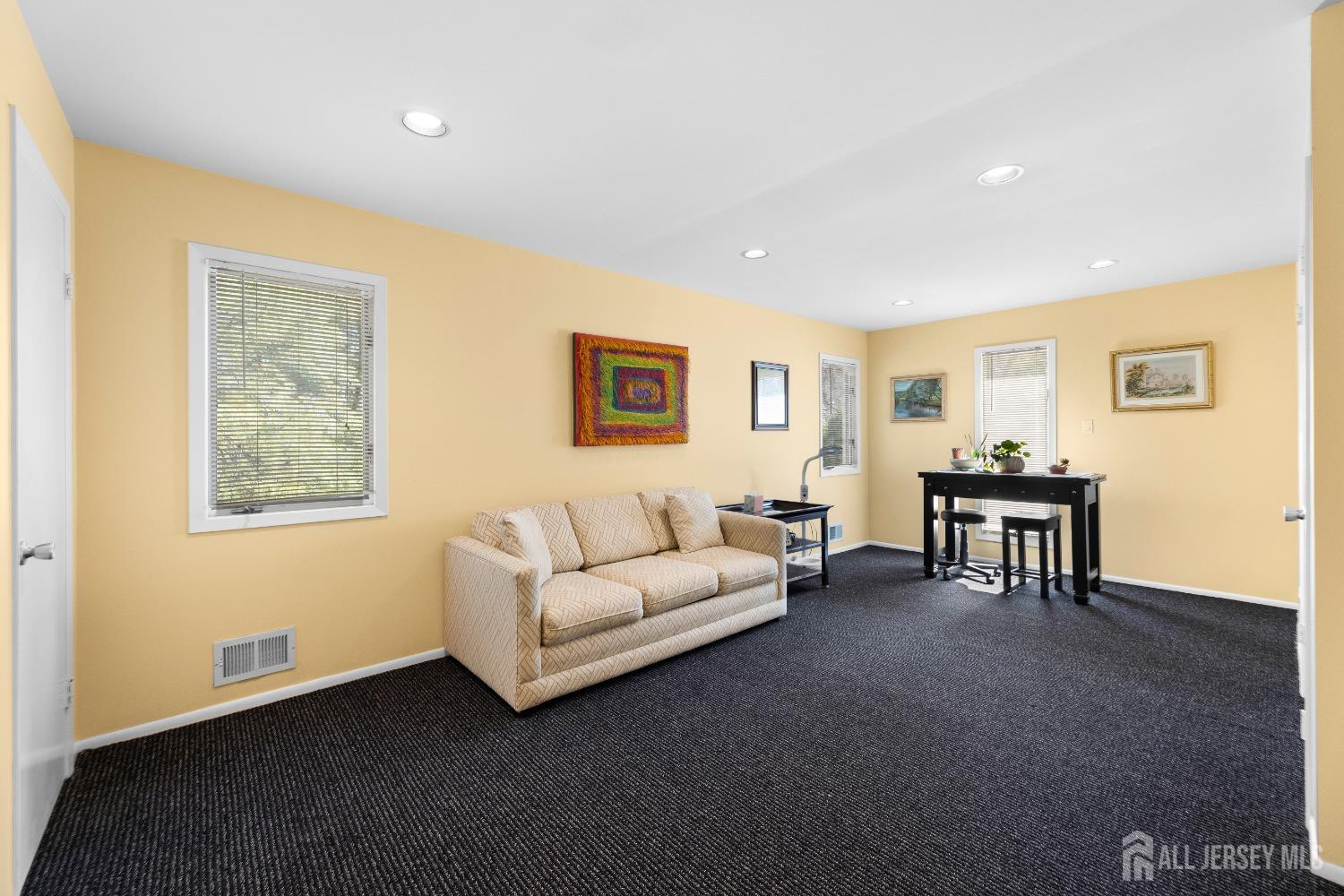 1 Cherokee Road East Brunswick, NJ 08816 - Photo 28 of 66 Gallery Image 28