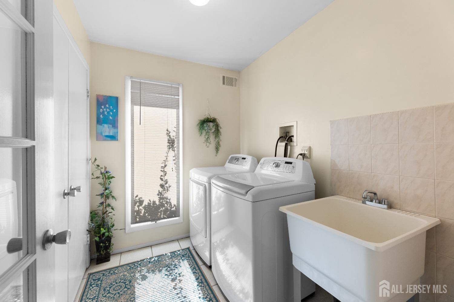 1 Cherokee Road East Brunswick, NJ 08816 - Photo 29 of 66 Gallery Image 29
