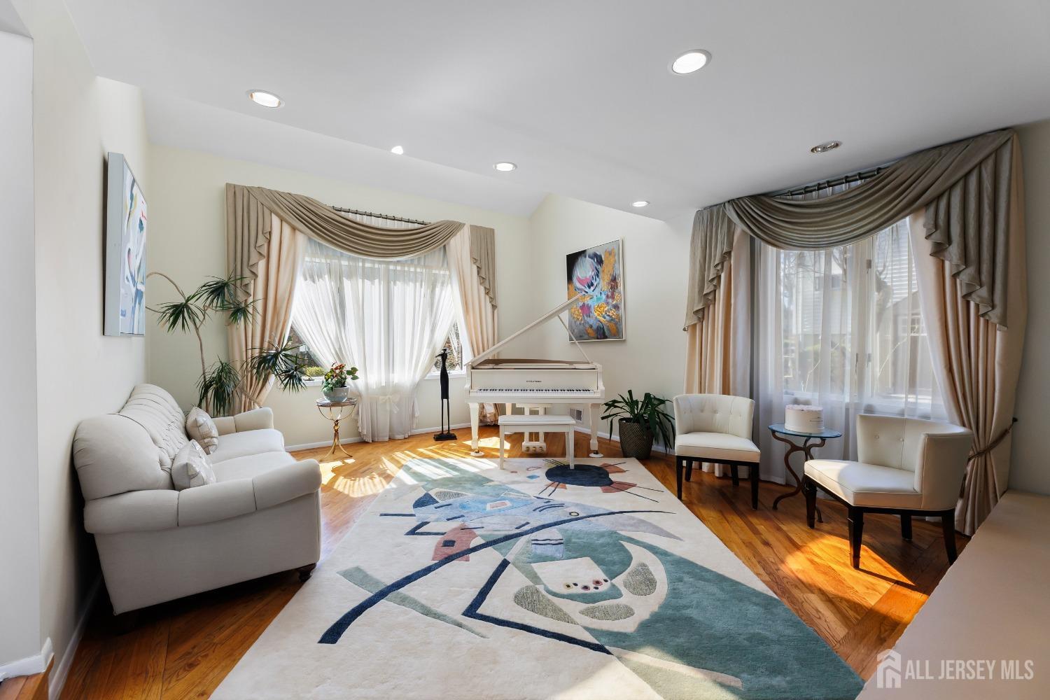 1 Cherokee Road East Brunswick, NJ 08816 - Photo 9 of 66 Gallery Image 9