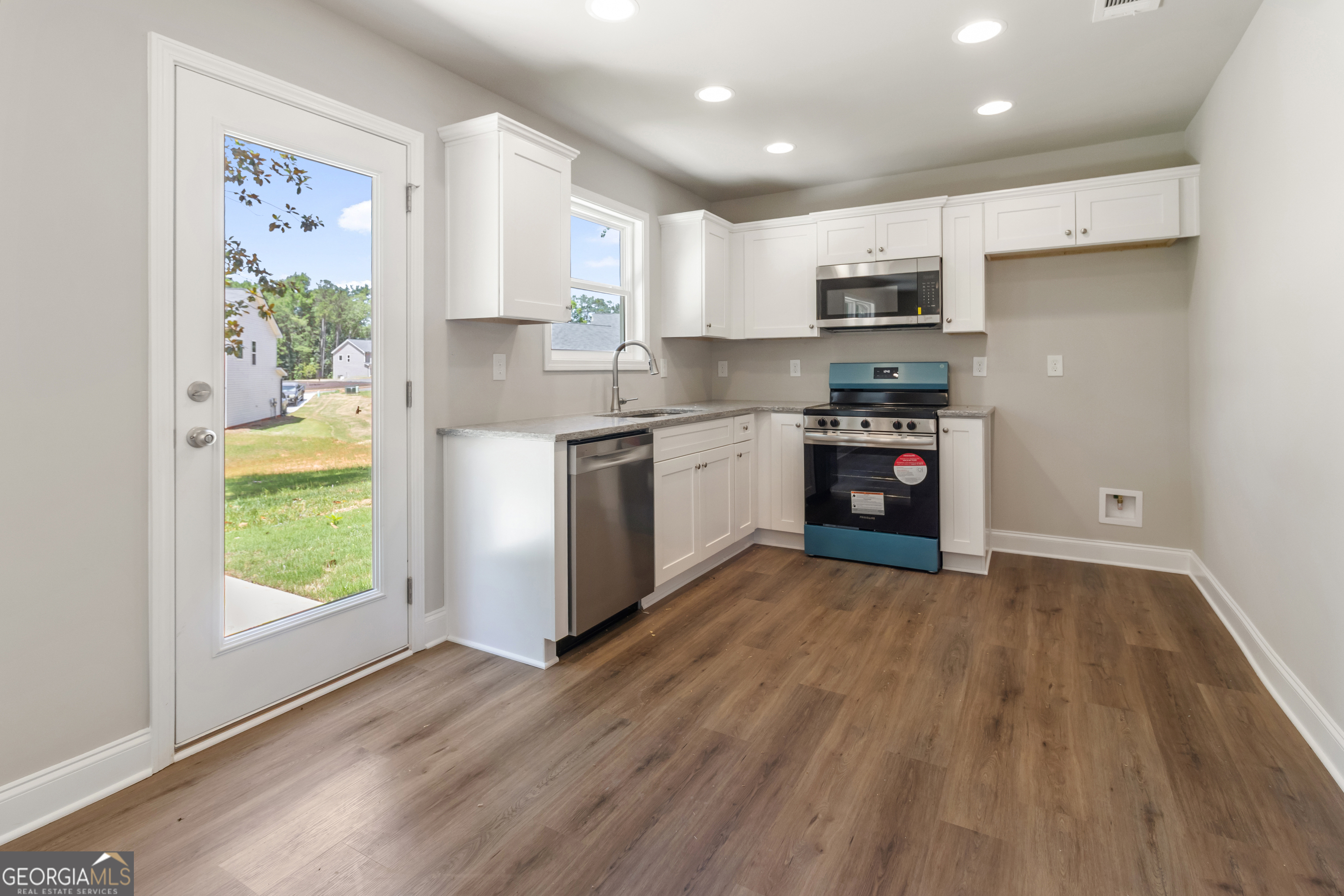 68 Davis Lake Road Thomaston, GA 30286 - Photo 7 of 24