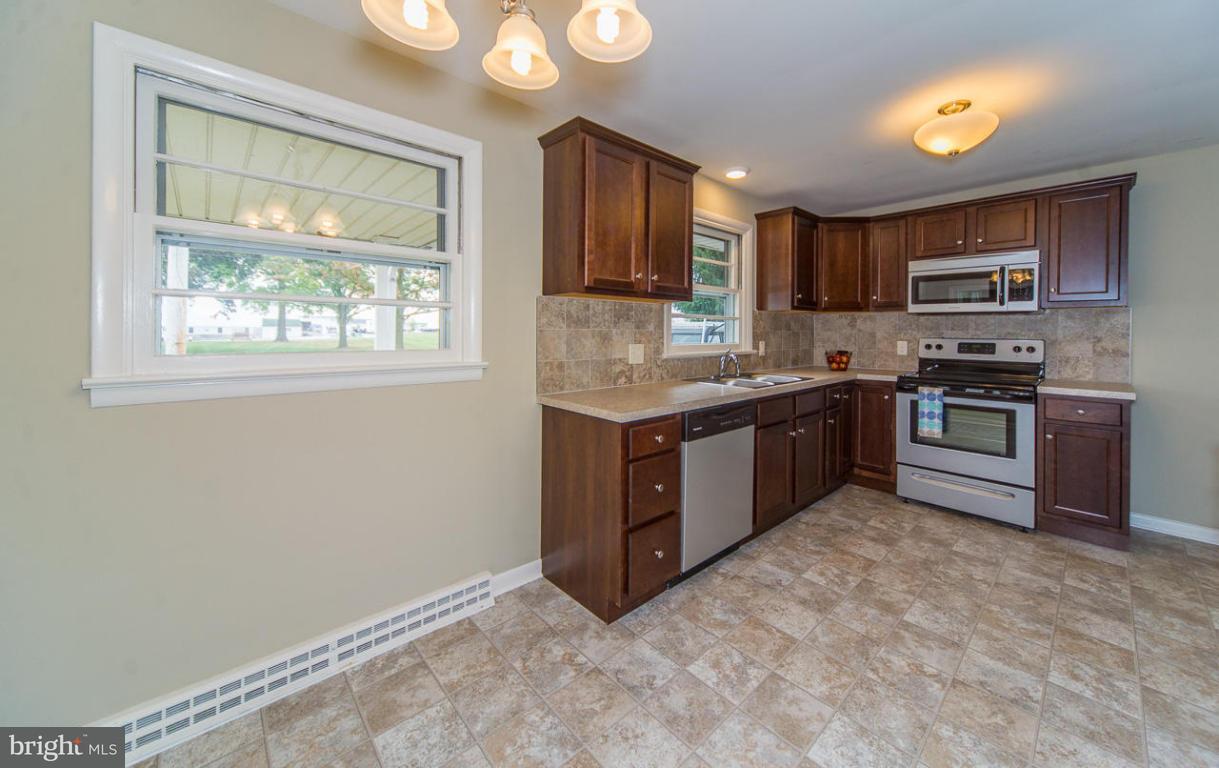 978 Anderson Ferry Road Mount Joy, PA 17552 - Photo 5 of 17 Gallery Image 5