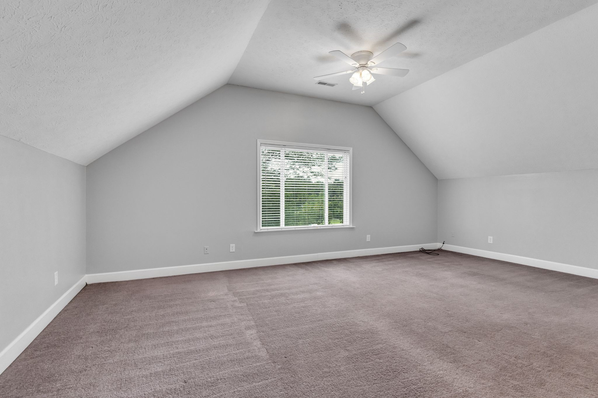 6689 East Benton Road Springfield, TN 37172 - Photo 38 of 44 a view of an empty room with a window