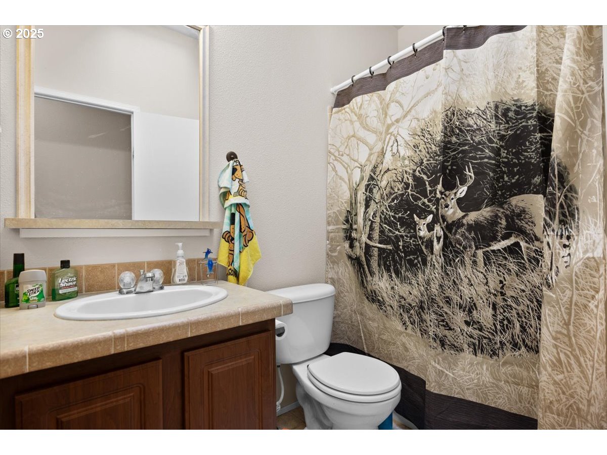 2358 Upper Cow Creek Road Azalea, OR 97410 - Photo 18 of 33