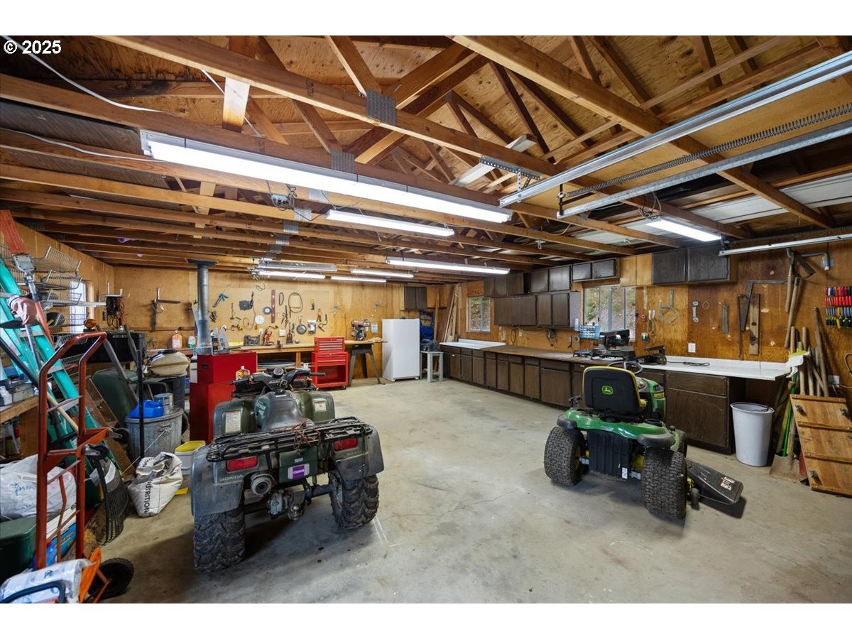 2358 Upper Cow Creek Road Azalea, OR 97410 - Photo 21 of 33