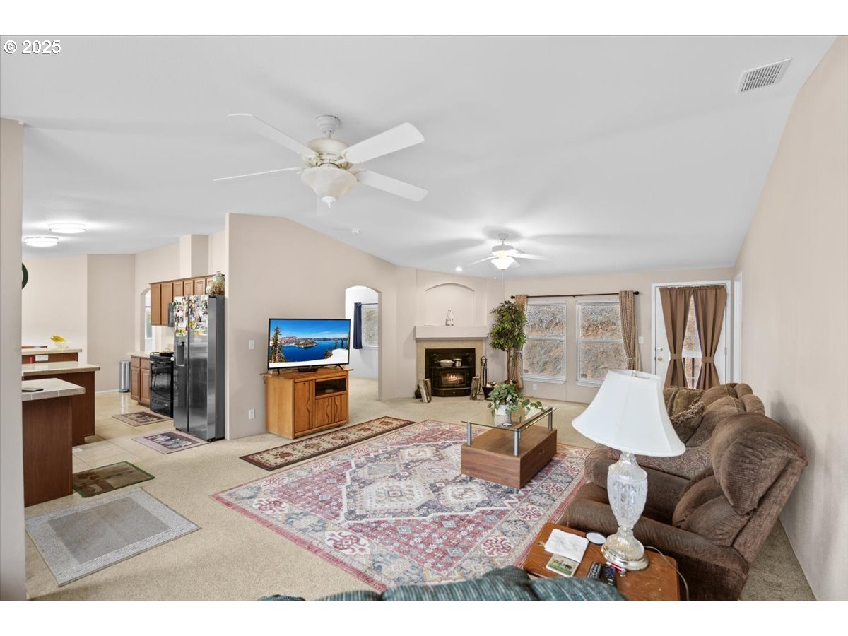 2358 Upper Cow Creek Road Azalea, OR 97410 - Photo 5 of 33