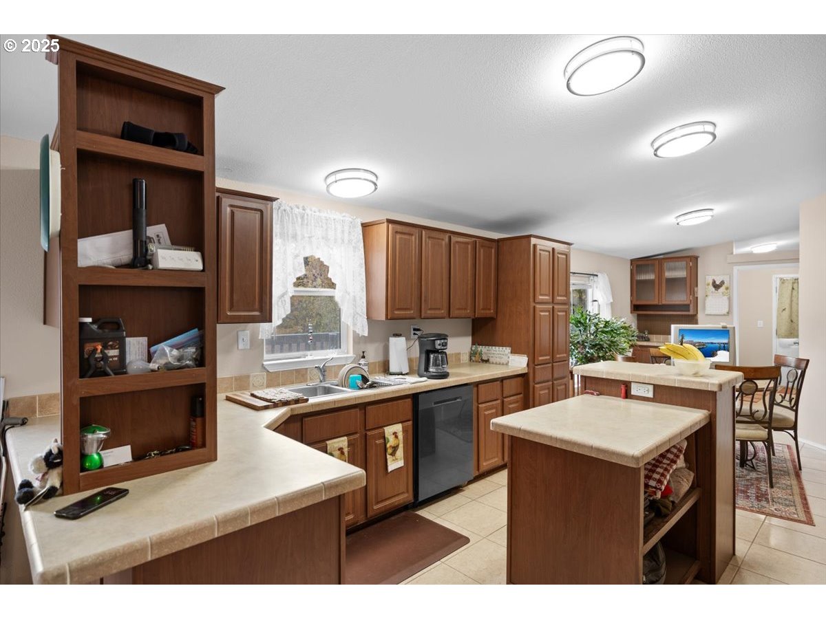 2358 Upper Cow Creek Road Azalea, OR 97410 - Photo 6 of 33